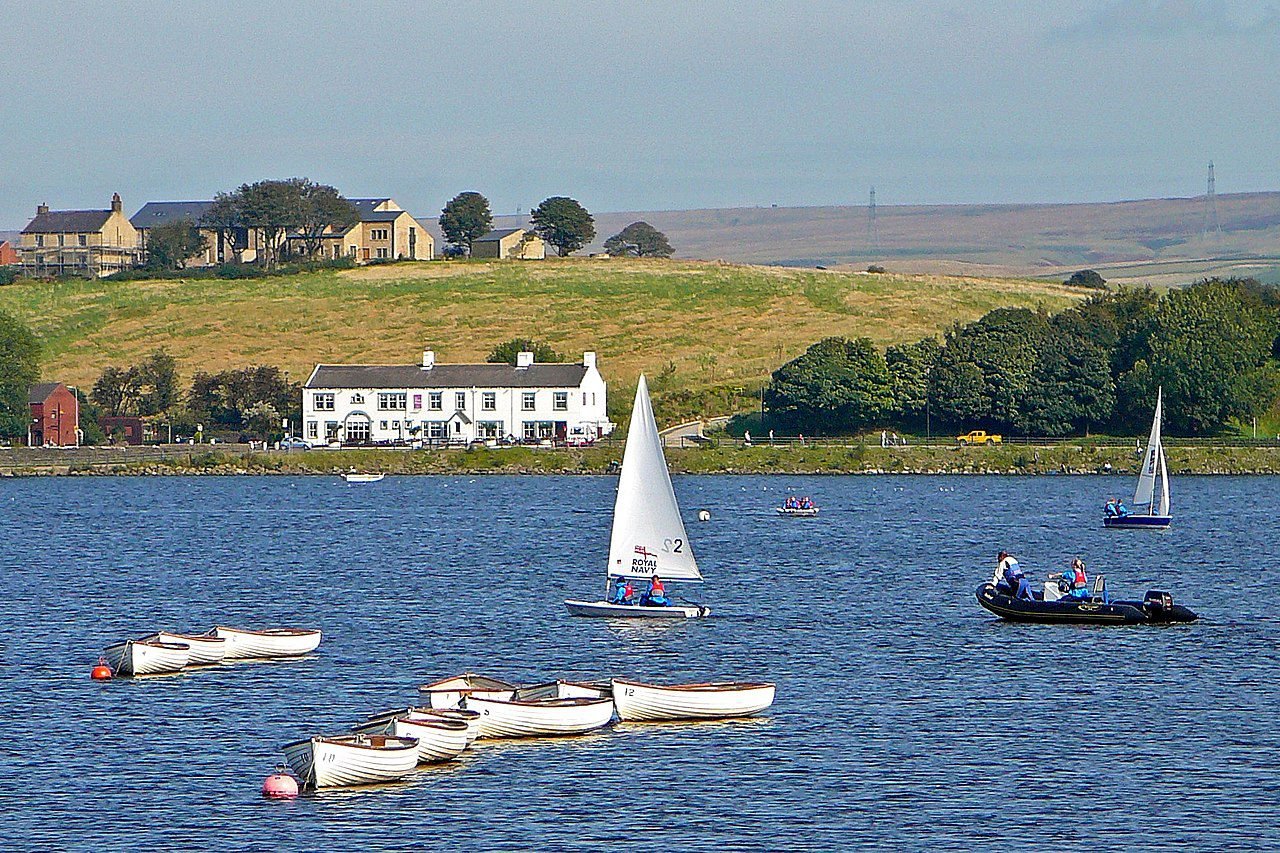 Boats on Hollingworth Lake