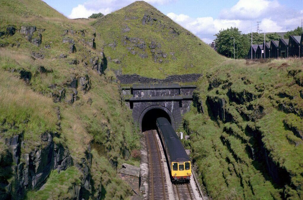 A Triumph of Engineering Ingenuity: Summit Tunnel